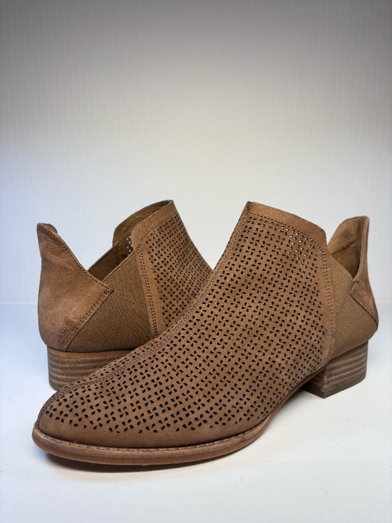 Vince Camuto Shoes - Vince Camuto Perforated Leather Ankle Booties Tan Brown Size 8M